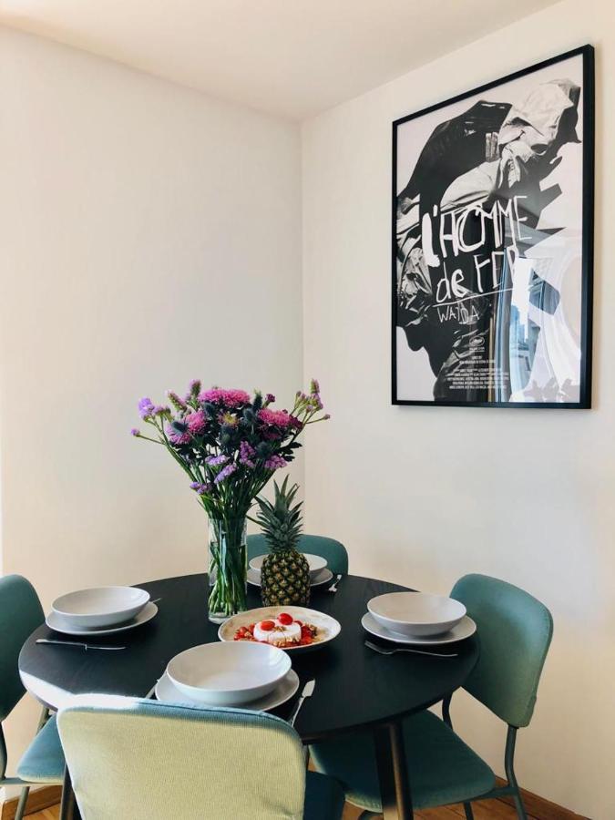 Oomph Downtown Apartamento *